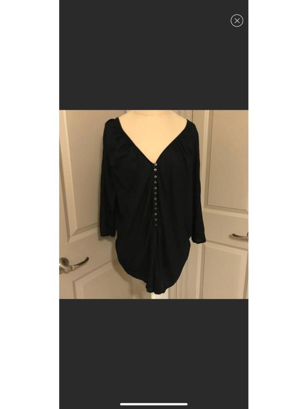 BB Dakota Black Blouse